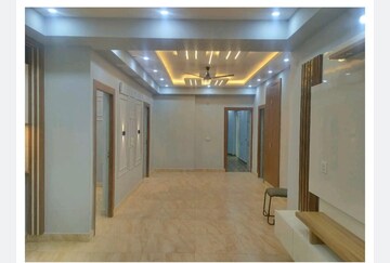 Room in 3 BHK Apartment at Migsun Twinz, Eta Ii Greater Noida – for Rent