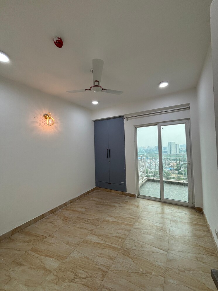 Room, migsun-twinz 3 Bedroom 995 Sq.Ft. Apartment In Eta Ii Greater Noida Greater Noida 8867795