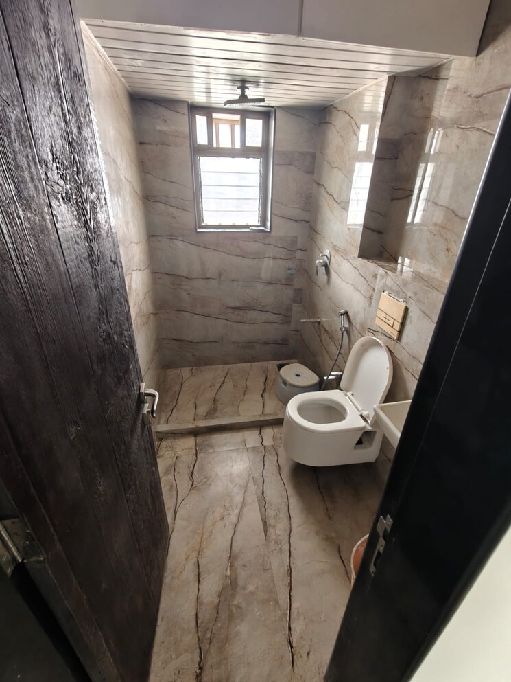 Bathroom, philjoy-chs 1 Bedroom 440 Sq.Ft. Apartment In Borivali West Mumbai 8868370