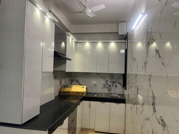 Kitchen in 2 BHK Builder Floor at Malviya Nagar – for Rent
