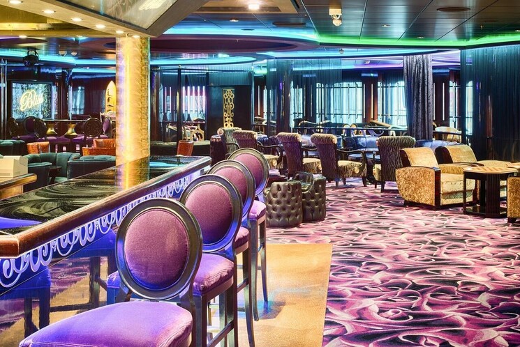 Gym, lower parel Commercial Showroom 4700 Sq.Ft. In Lower Parel Mumbai 8868354