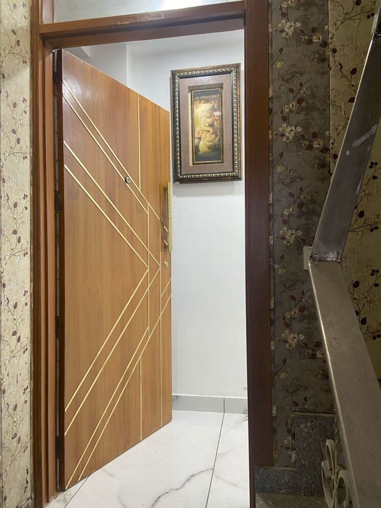 Balcony, anand niketan 3 Bedroom 300 Sq.Yd. Builder Floor In Anand Niketan Delhi 8868361