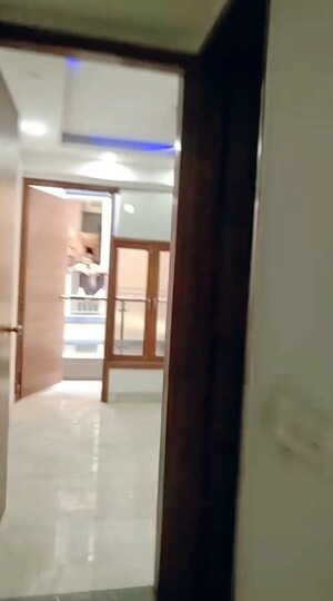 Room in 1 BHK Builder Floor at Mehrauli – for Sale