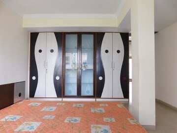 Building Lobby in 3 BHK Apartment at Iris Villa, Chembur – for Rent