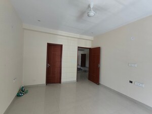 Room in 3 BHK Apartment at M3M Golf Hills, Sector 79 – for Sale