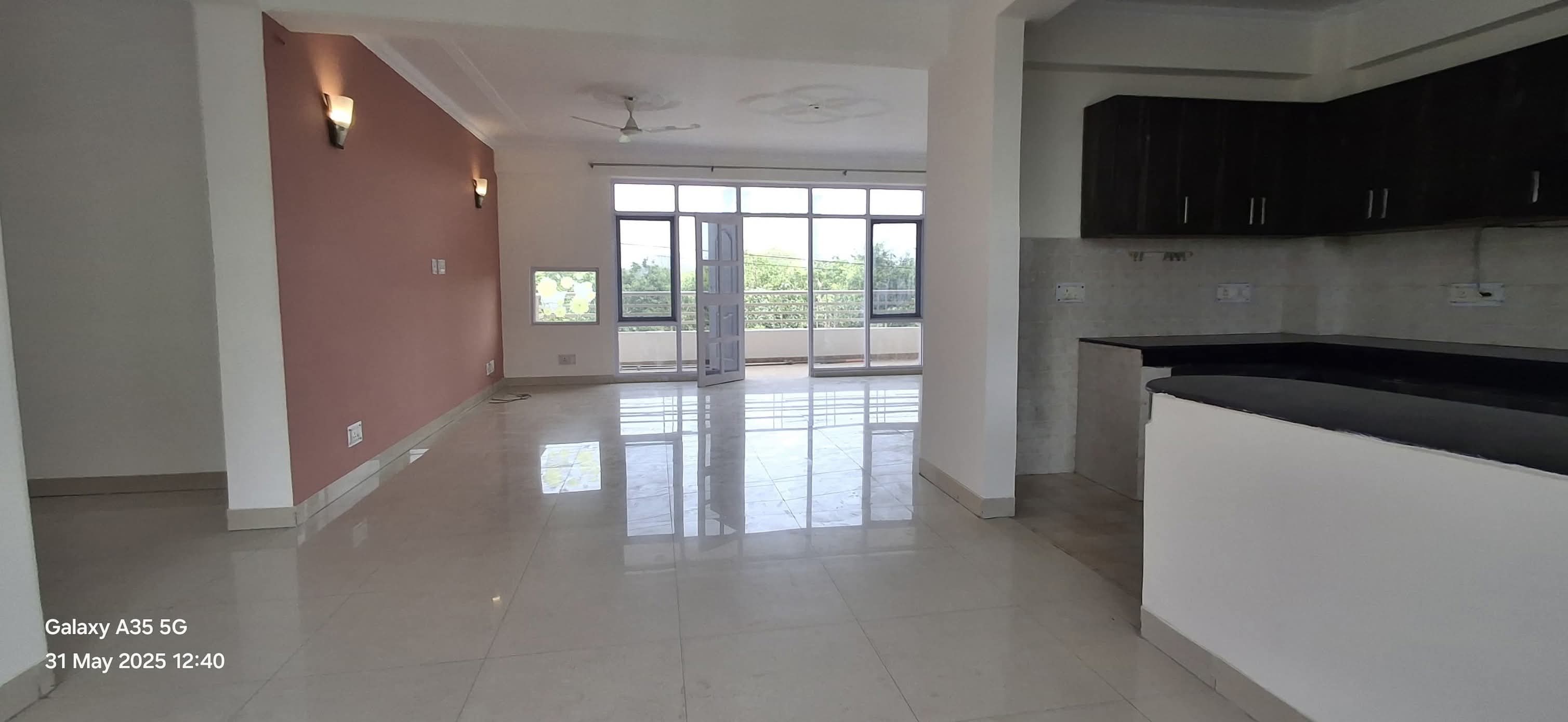 3 BHK + Servant Room 2260 Sq.Ft. Apartment in M3M Golf Hills