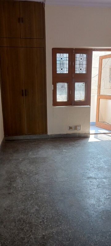 1 RK Apartment For Rent in Ip Extension