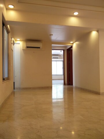 Room in 3 BHK Apartment at Sai Shrushti Chembur, Chembur – for Rent