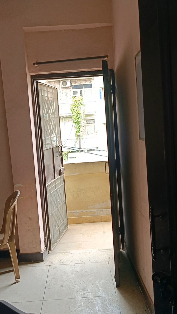 Balcony, shalimar garden extension i 2 Bedroom 900 Sq.Ft. Builder Floor In Shalimar Garden Extension I Ghaziabad 8868696