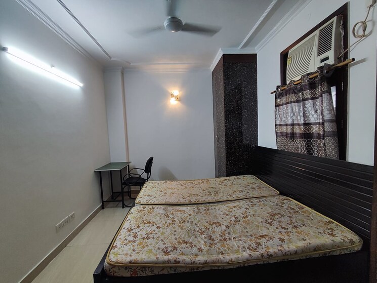 Bedroom, malviya nagar 2 Bedroom 1000 Sq.Ft. Builder Floor In Malviya Nagar Delhi 8868578