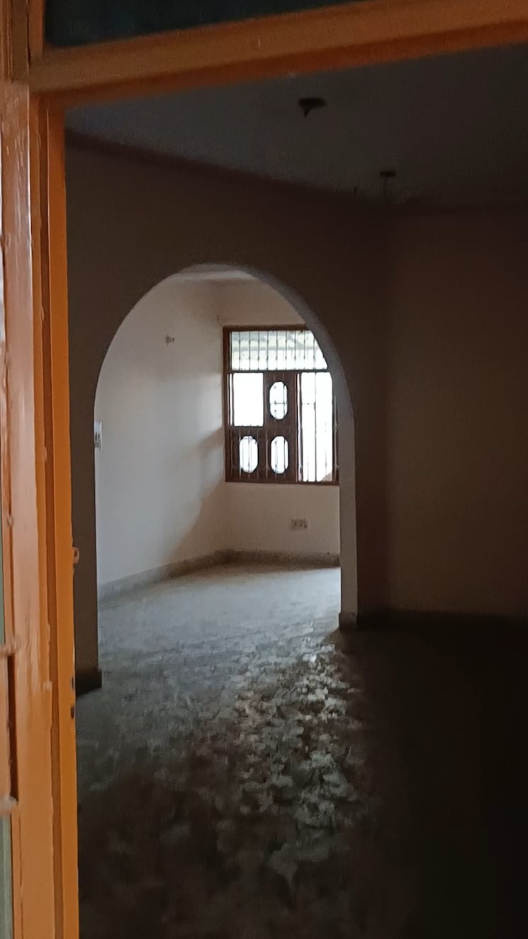 Room, shalimar bagh 2 Bedroom 900 Sq.Ft. Builder Floor In Shalimar Bagh Delhi 8868835