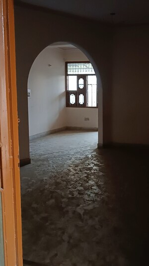 2 BHK Builder Floor For Sale in Shalimar Bagh