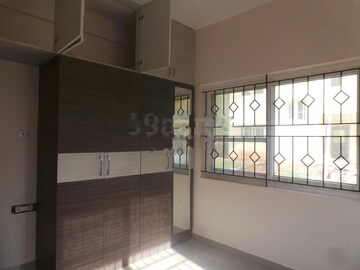 Room in 3 BHK Apartment at Heritage County, Sarjapur – for Rent