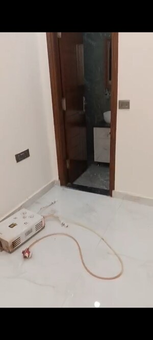 3 BHK Builder Floor For Sale in Sector 98