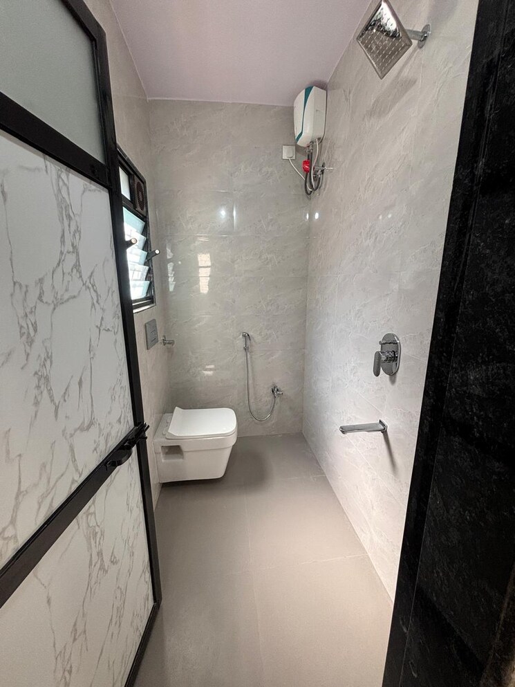 Bathroom, lok-milan 1 Bedroom 500 Sq.Ft. Apartment In Chandivali Mumbai 8868847