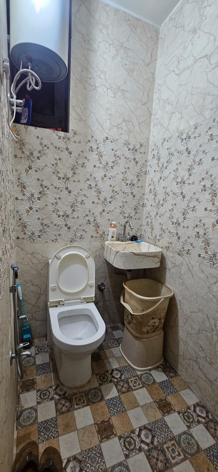 1 BHK Builder Floor For Rent in Builder Floor 