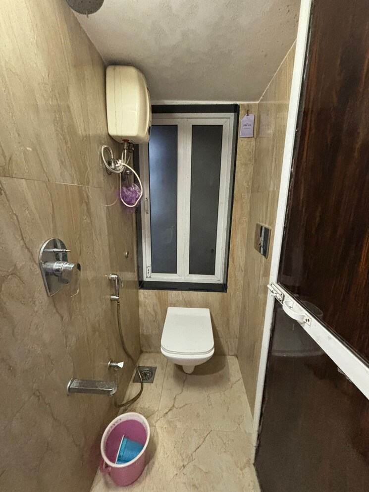 Bathroom, vastu-anand-apartment 2 Bedroom 765 Sq.Ft. Apartment In Kalwa Thane 8868880