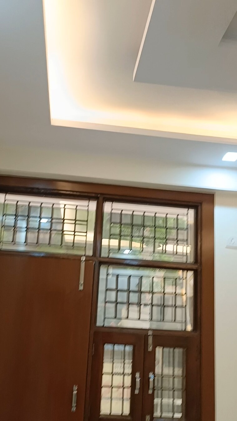 Room, shalimar garden extension i 3 Bedroom 1100 Sq.Ft. Builder Floor In Shalimar Garden Extension I Ghaziabad 8868943