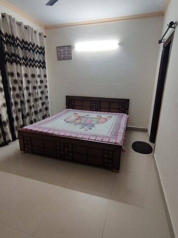 2 BHK Apartment For Rent in Penta Homes, Vip Road
