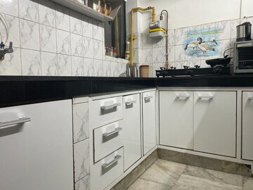 Kitchen in 2 BHK Builder Floor at Malviya Nagar – for Rent