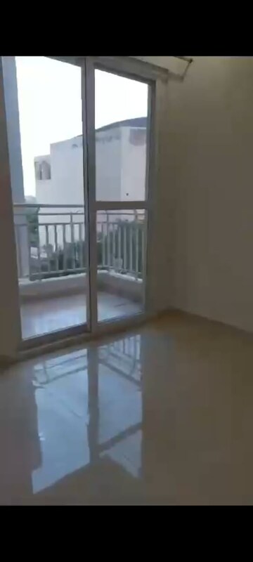 3 BHK Apartment For Rent in Civitech Stadia, Sector 79