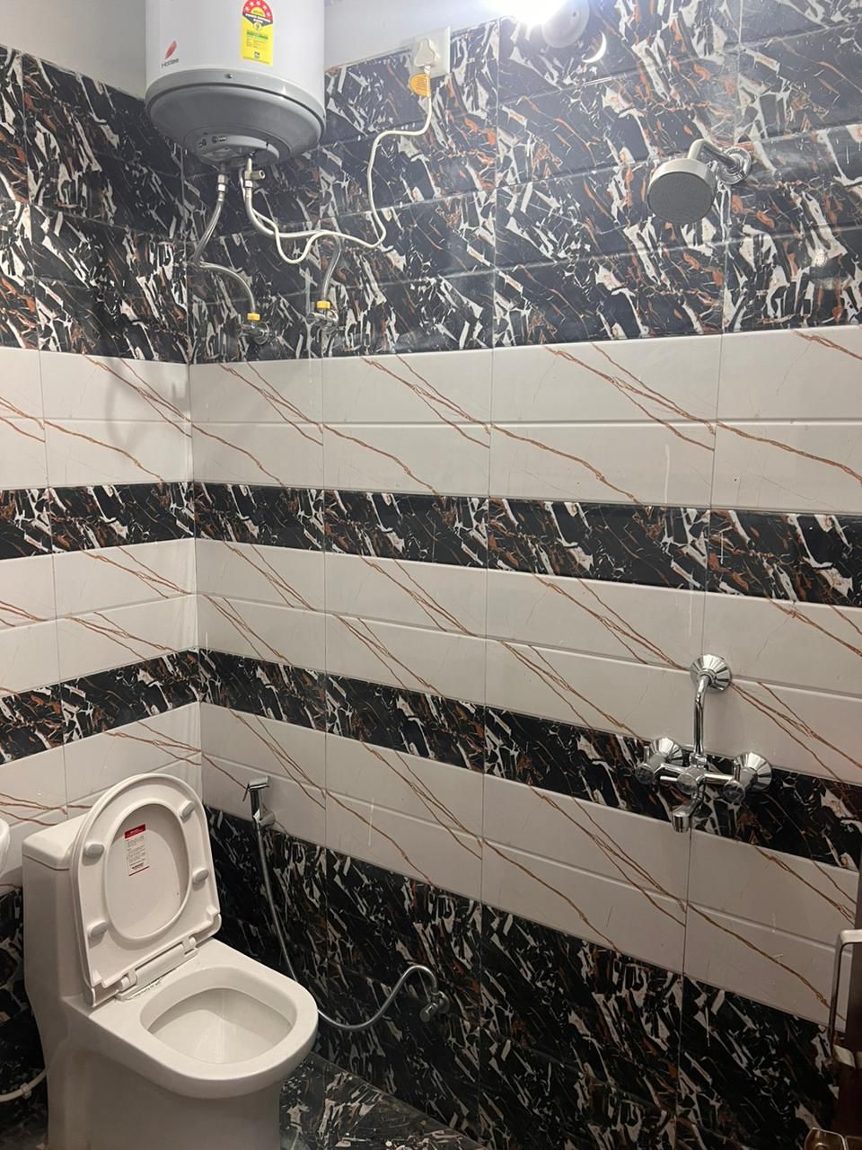 1 BHK Apartment For Sale in Unique Estate