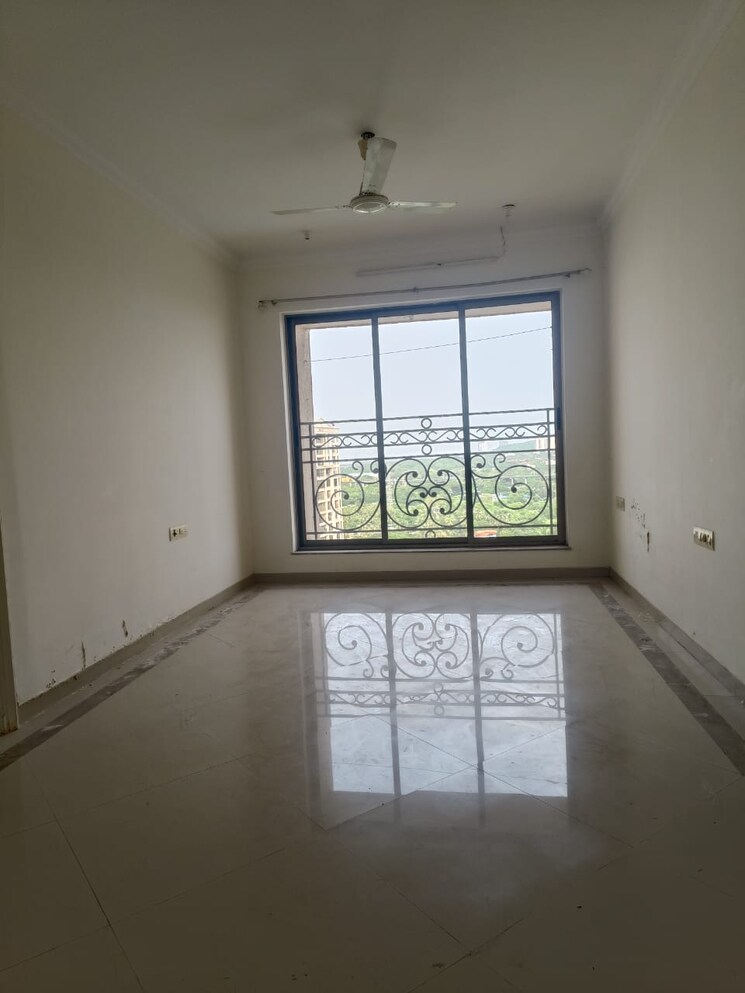 Room, raheja-acropolis 2.5 Bedroom 900 Sq.Ft. Apartment In Deonar Mumbai 8869084