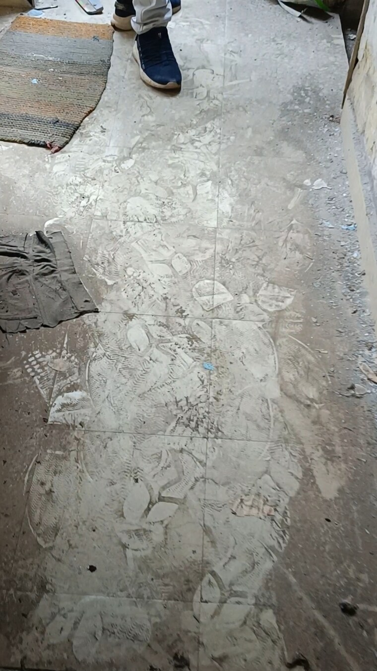 Bathroom, shalimar garden extension i 2 Bedroom 800 Sq.Ft. Builder Floor In Shalimar Garden Extension I Ghaziabad 8869067