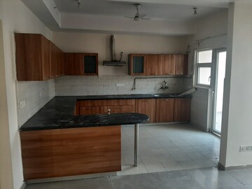 Kitchen in 4 BHK Independent House at Sector 46 – for Rent