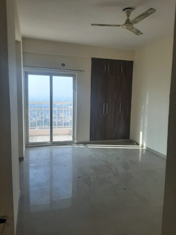 Room in 4 BHK Independent House at Sector 46 – for Rent