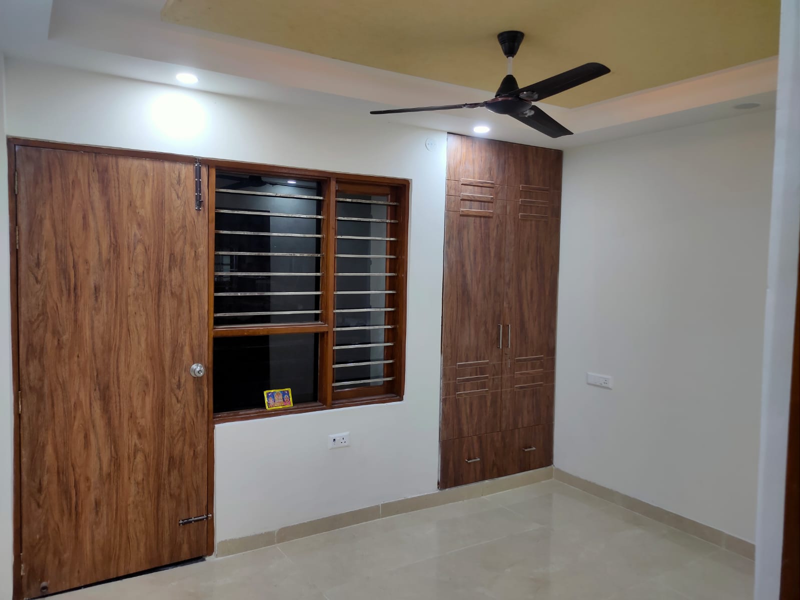2 BHK + Pooja Room Apartment For Rent in RPS Palm Drive