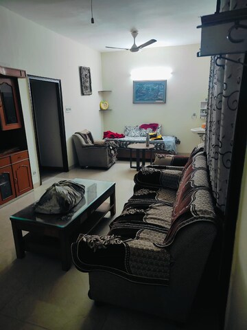 Living Room in 3.5 BHK Apartment at Smart World Orchard, Sector 61 – for Rent