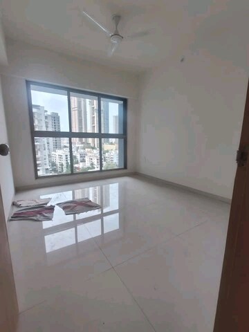 Room in 2 BHK Apartment at Raj Infinia, Malad West – for Sale