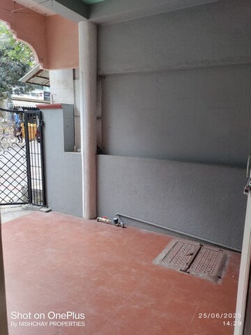 Parking in 2 BHK Independent House at Kasturi Nagar – for Rent