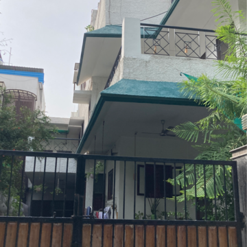 1 RK Independent House For Rent in RWA Apartments Sector 39, Sector 39