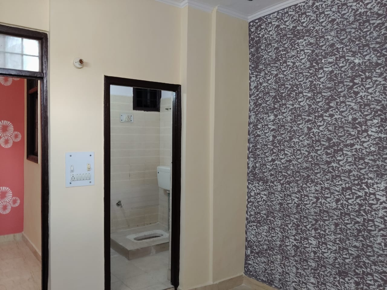 2 BHK Builder Floor For Sale in Krishna Park