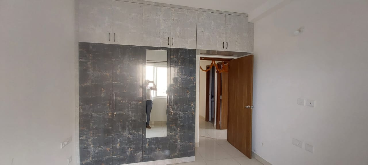 1.5 BHK + Pooja Room 650 Sq.Ft. Apartment in Bren Northern Lights
