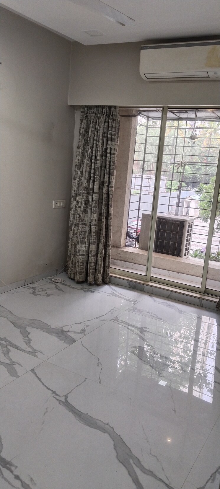 Balcony, shree-mahavir-darshan 1 Bedroom 536 Sq.Ft. Apartment In Lower Parel Mumbai 8869600