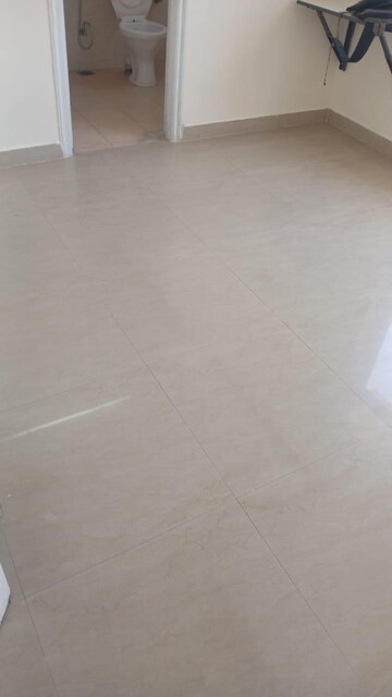 Room in 2 BHK Apartment at Shree Vardhman Mantra, Sector 67 – for Rent