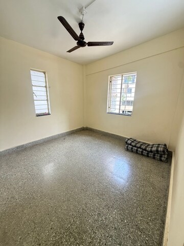 Room in 2 BHK Apartment at Colonial Hearth, Model Colony – for Rent