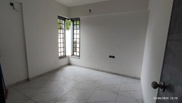 Room in 2 BHK Apartment at Colonial Hearth, Model Colony – for Rent