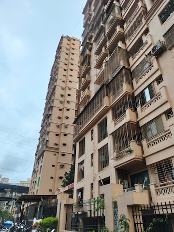2 BHK Apartment For Rent in Kanakia Samarpan, Borivali East
