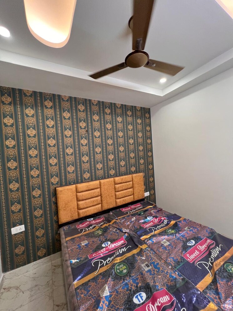 Bedroom, shakti khand iii 3 Bedroom 900 Sq.Ft. Builder Floor In Shakti Khand Iii Ghaziabad 8869698