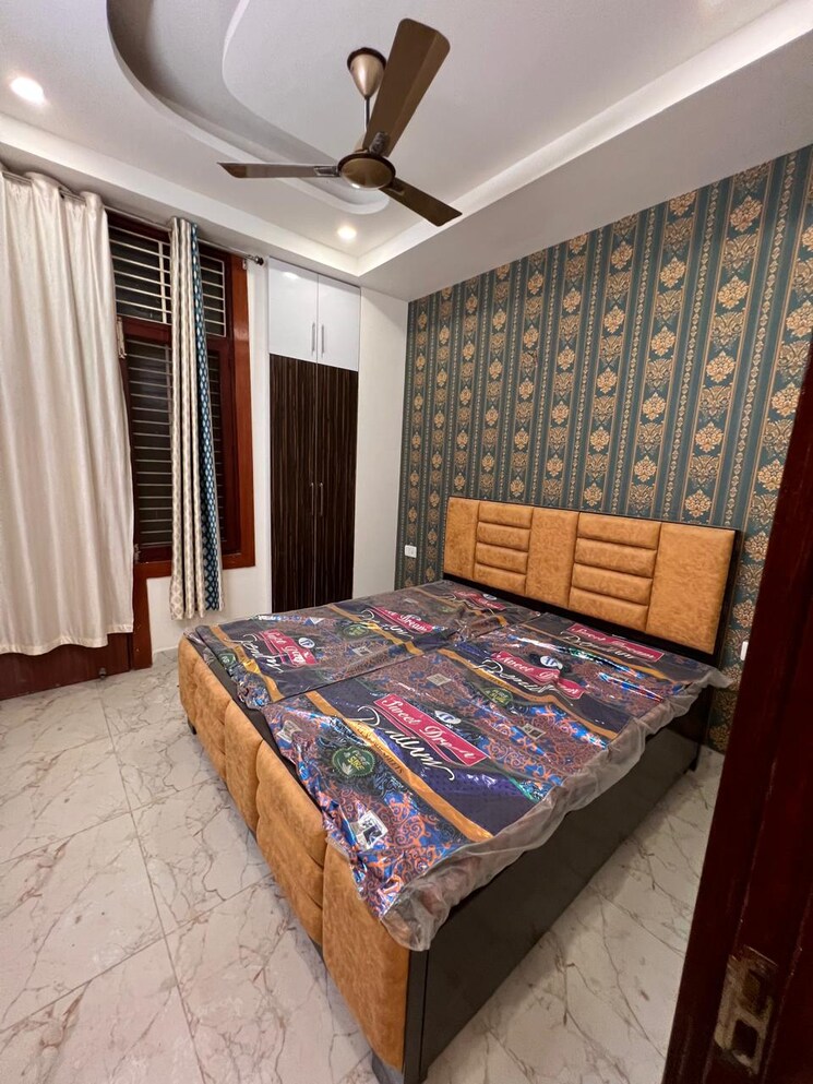 Bedroom, shakti khand iii 3 Bedroom 900 Sq.Ft. Builder Floor In Shakti Khand Iii Ghaziabad 8869698