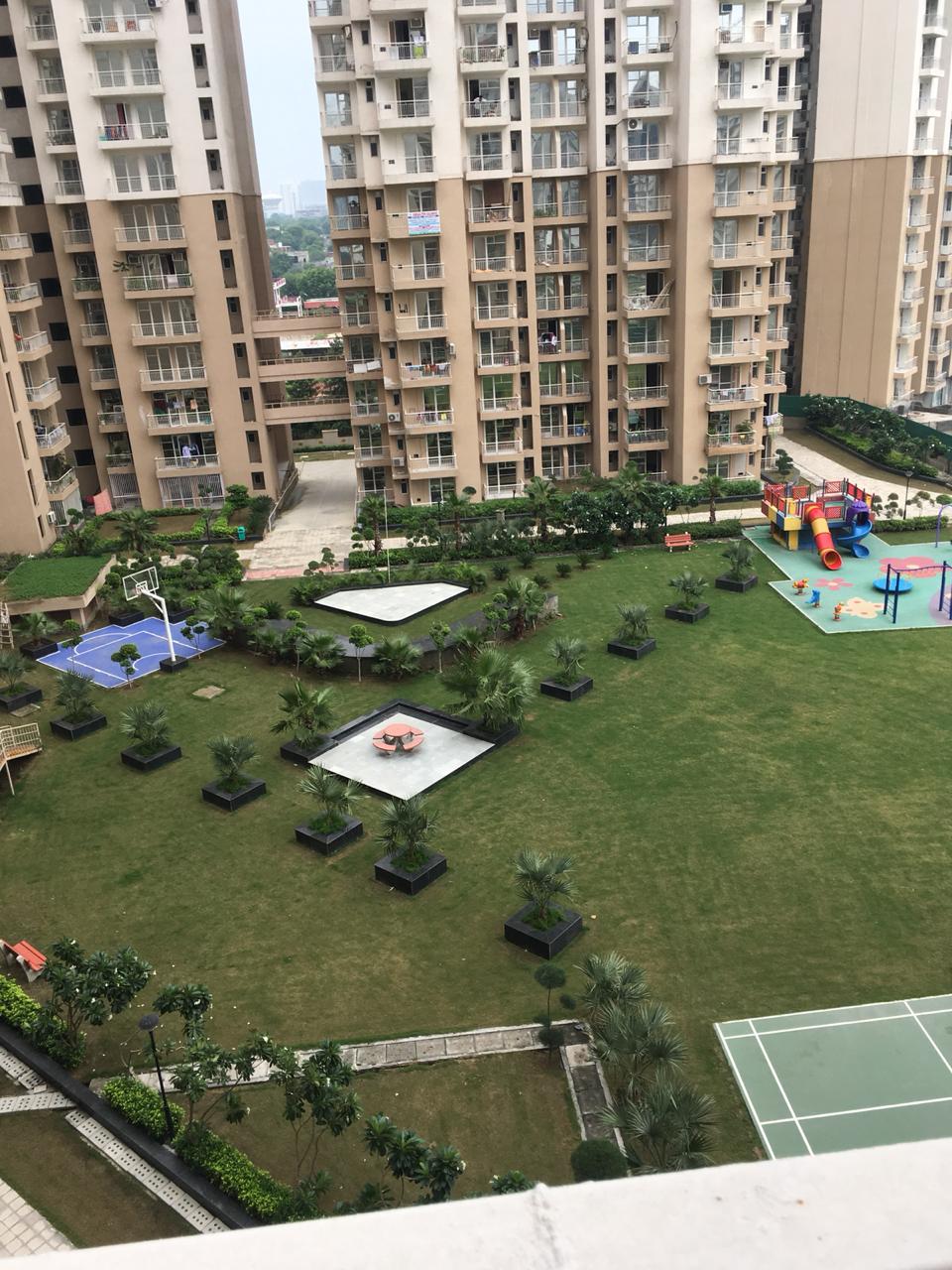2.5 BHK + Study Room Apartment For Rent in Nirala Greenshire Phase I