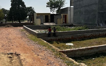 Plot For Sale in Gandhi Nagar