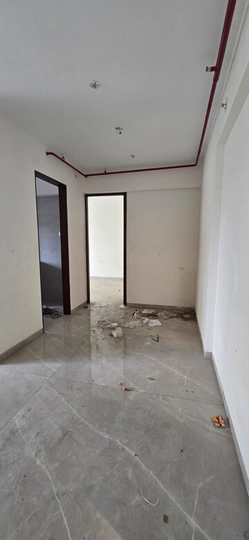 Room in 3 BHK Apartment at Hubtown Seasons, Chembur – for Rent