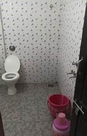 Bathroom in 2 BHK Apartment at Salt Lake City – for Sale