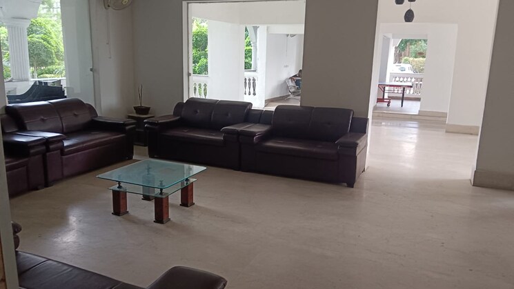 Living Room, sector 31 3 Bedroom 450 Sq.Mt. Independent House In Sector 31 Noida 8869846