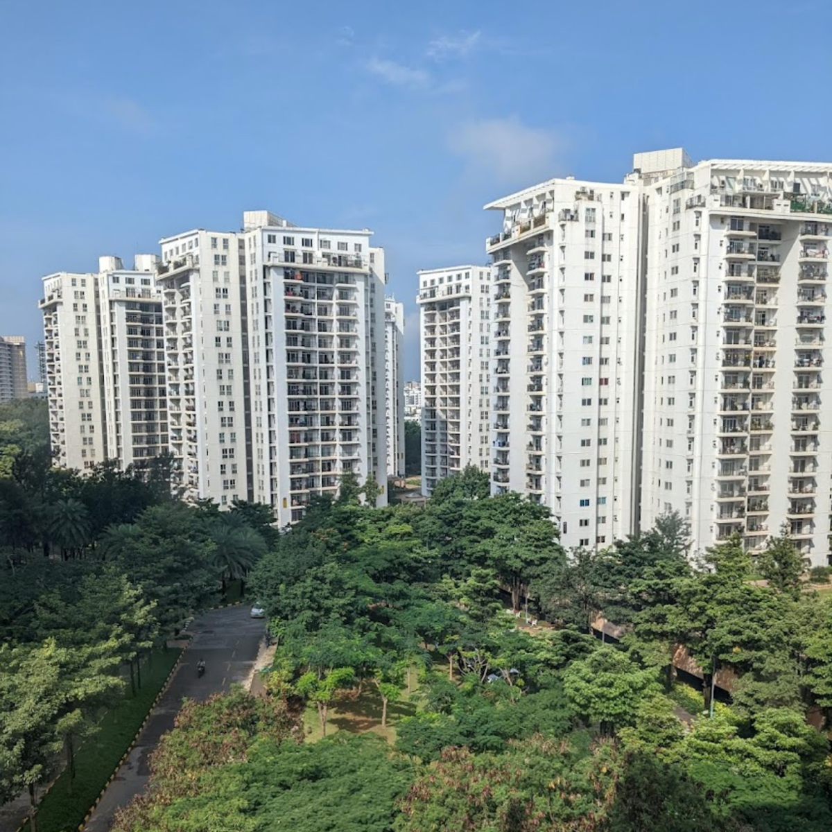 4 BHK 4350 Sq.Ft. Penthouse in Prestige Shantiniketan